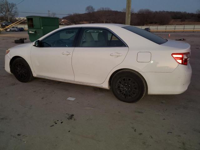 4T1BF1FK5EU458974 - 2014 TOYOTA CAMRY L WHITE photo 2