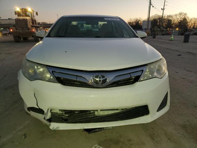 4T1BF1FK5EU458974 - 2014 TOYOTA CAMRY L WHITE photo 5