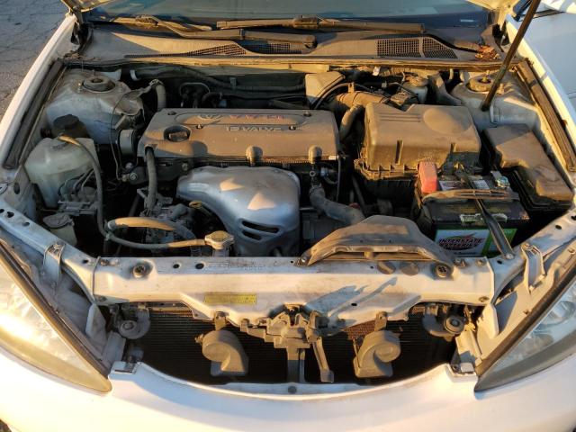 4T1BE32K05U637766 - 2005 TOYOTA CAMRY LE WHITE photo 11