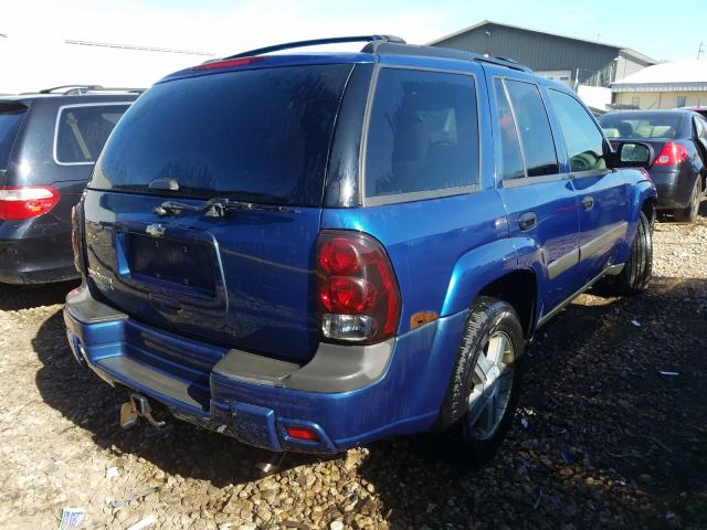 1GNDT13S852158486 - 2005 CHEVROLET TRAILBLAZER LS  photo 4