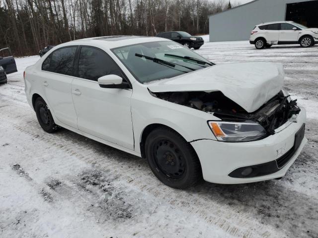 3VWL07AJ4EM269391 - 2014 VOLKSWAGEN JETTA SEL WHITE photo 4