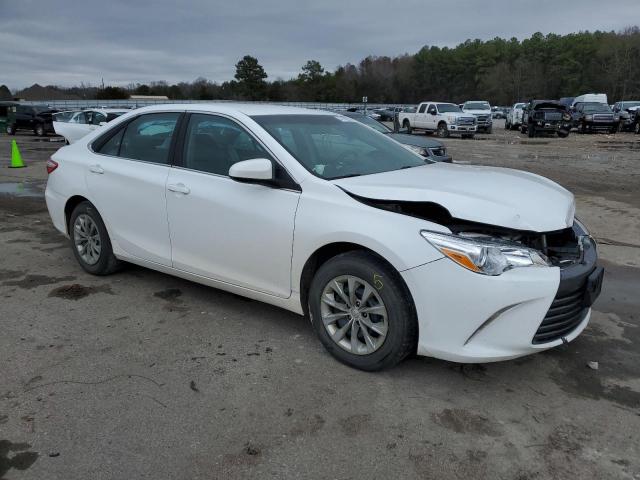 4T1BF1FK3GU200164 - 2016 TOYOTA CAMRY LE WHITE photo 4