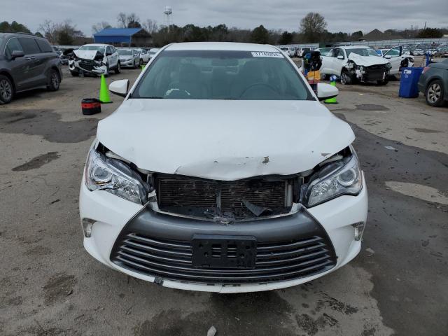 4T1BF1FK3GU200164 - 2016 TOYOTA CAMRY LE WHITE photo 5