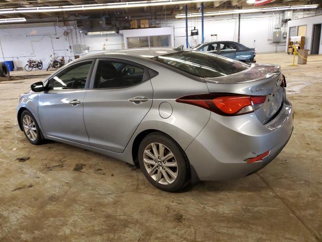 5NPDH4AEXFH602010 - 2015 HYUNDAI ELANTRA SE SILVER photo 2