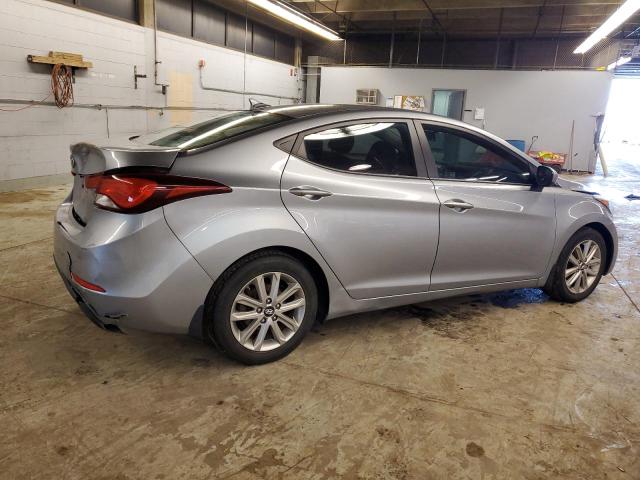 5NPDH4AEXFH602010 - 2015 HYUNDAI ELANTRA SE SILVER photo 3