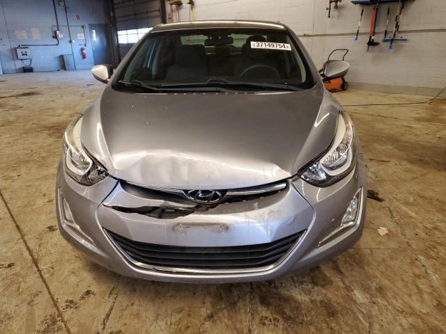 5NPDH4AEXFH602010 - 2015 HYUNDAI ELANTRA SE SILVER photo 5