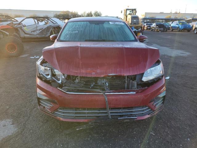 1VWDT7A38HC059301 - 2017 VOLKSWAGEN PASSAT R-LINE წითელი ფოტო 5