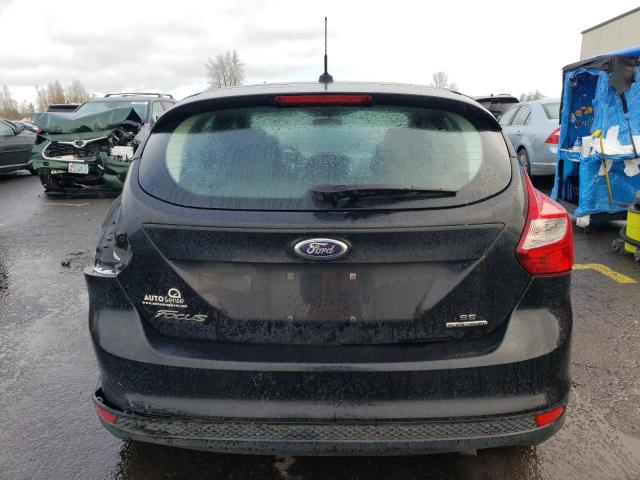 1FADP3K23DL130135 - 2013 FORD FOCUS SE BLACK photo 6