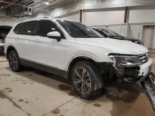 3VV2B7AX8JM012971 - 2018 VOLKSWAGEN TIGUAN SE WHITE photo 4