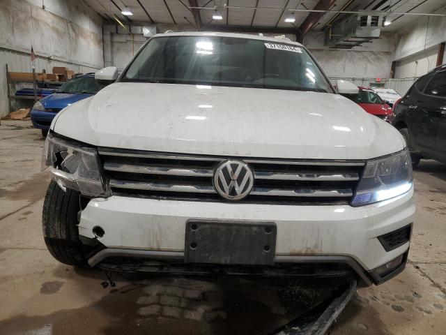 3VV2B7AX8JM012971 - 2018 VOLKSWAGEN TIGUAN SE WHITE photo 5