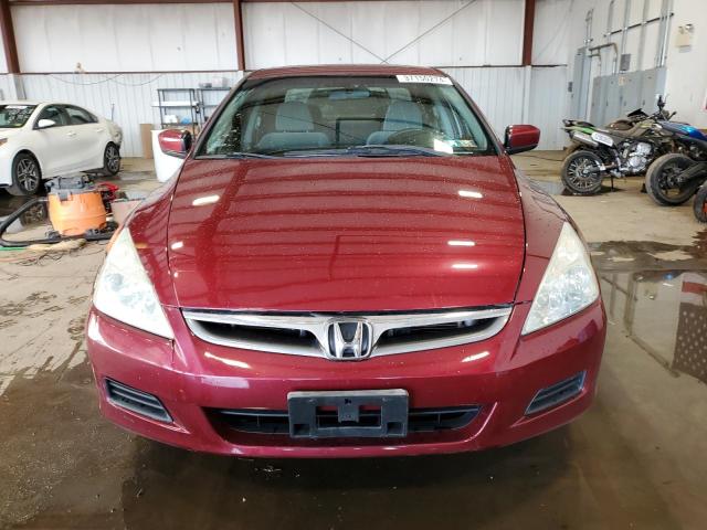 1HGCM56386A038242 - 2006 HONDA ACCORD SE MAROON photo 5