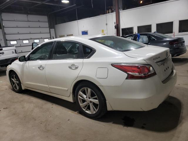 1N4AL3AP2FN398452 - 2015 NISSAN ALTIMA 2.5 WHITE photo 2