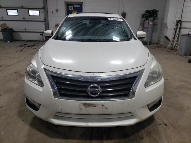 1N4AL3AP2FN398452 - 2015 NISSAN ALTIMA 2.5 WHITE photo 5