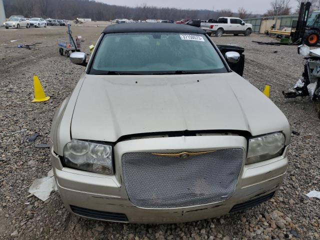 2C3LA43R37H649135 - 2007 CHRYSLER 300 TAN photo 5