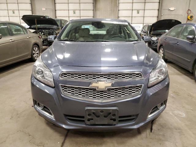 1G11J5SX5DF300444 - 2013 CHEVROLET MALIBU LTZ BLUE photo 5