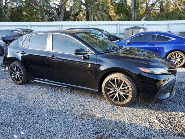4T1S11AK5RU204984 - 2024 TOYOTA CAMRY SE NIGHT SHADE BLACK photo 4