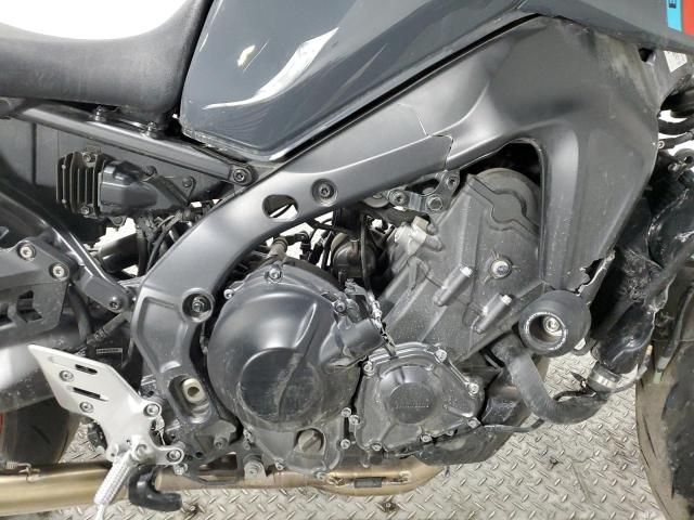 JYARN71EXMA000756 - 2021 YAMAHA MT09 GRAY photo 5