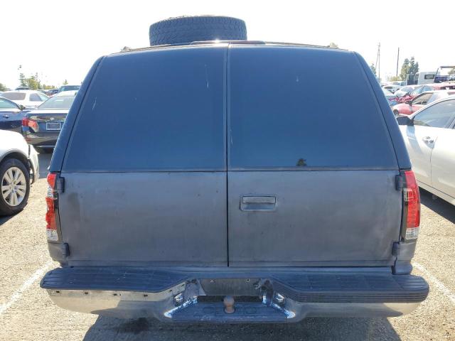 1GNEC13R9XJ463909 - 1999 CHEVROLET TAHOE C1500 GRAY photo 6