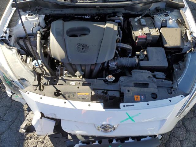 3MYDLBYV9KY522656 - 2019 TOYOTA YARIS L WHITE photo 11