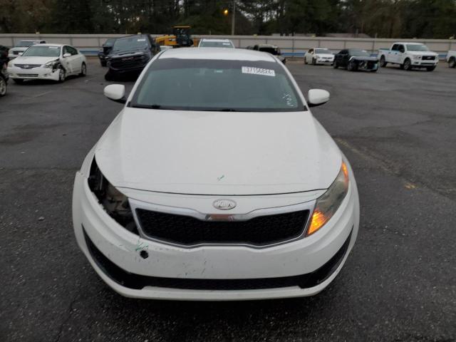 KNAGM4A79B5095215 - 2011 KIA OPTIMA LX WHITE photo 5