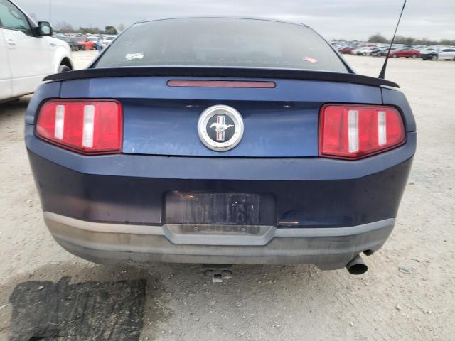 1ZVBP8AN9A5117803 - 2010 FORD MUSTANG BLUE photo 6