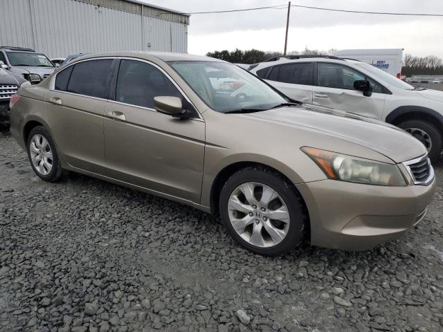 1HGCP26328A089793 - 2008 HONDA ACCORD LX GOLD photo 4