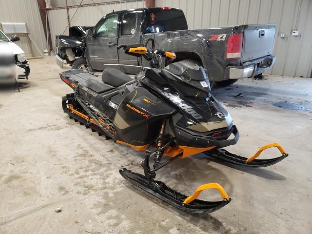 2BPSTGLB8LV000142 - 2020 SKI DOO SUMMIT BLACK photo 1