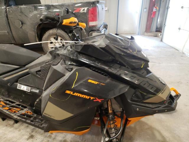 2BPSTGLB8LV000142 - 2020 SKI DOO SUMMIT BLACK photo 9