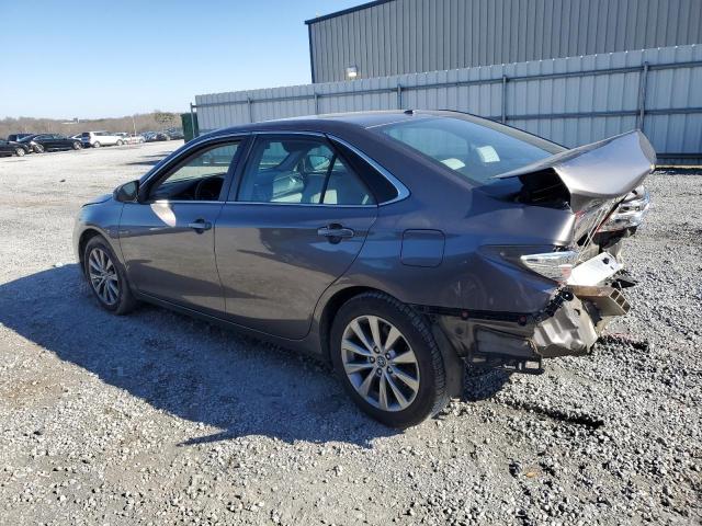 4T1BF1FK8GU138924 - 2016 TOYOTA CAMRY LE GRAY photo 2