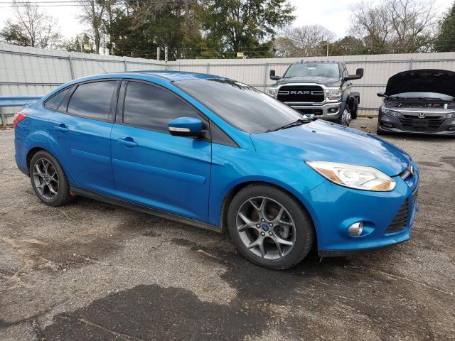 1FADP3F23EL159808 - 2014 FORD FOCUS SE BLUE photo 4