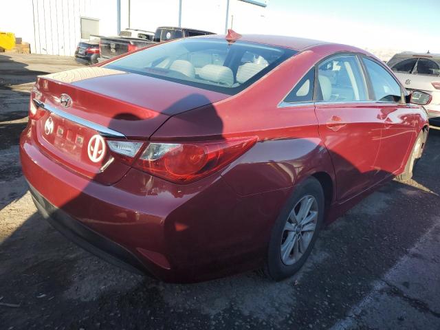 5NPEB4AC5EH884429 - 2014 HYUNDAI SONATA GLS RED photo 3