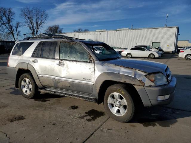 JTEBU14R838002107 - 2003 TOYOTA 4RUNNER SR5 SILVER photo 4