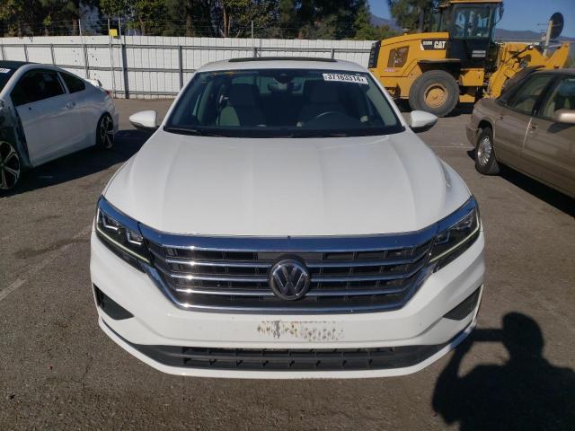 1VWWA7A34LC012774 - 2020 VOLKSWAGEN PASSAT SE WHITE photo 5