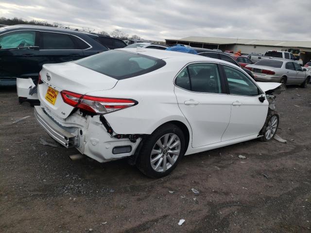 4T1B11HKXKU254761 - 2019 TOYOTA CAMRY L WHITE photo 3