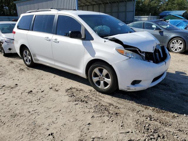 5TDKK3DC2BS014734 - 2011 TOYOTA SIENNA LE WHITE photo 4