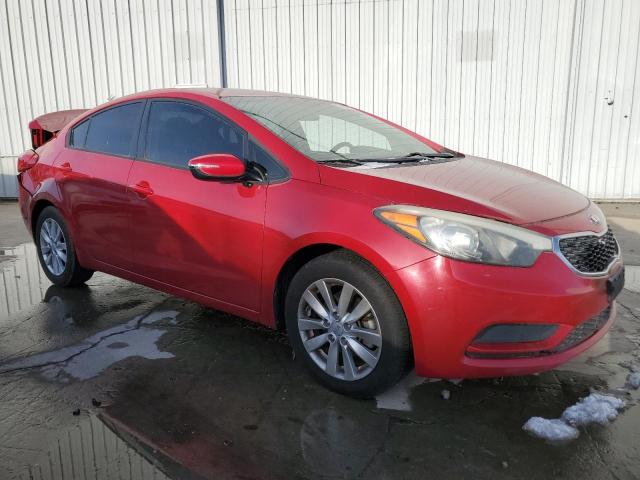 KNAFX4A6XE5140080 - 2014 KIA FORTE LX RED photo 4