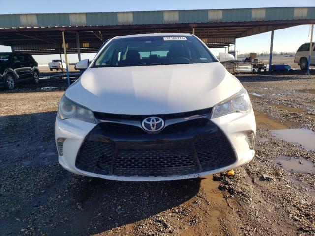 4T1BF1FK3GU546649 - 2016 TOYOTA CAMRY LE WHITE photo 5