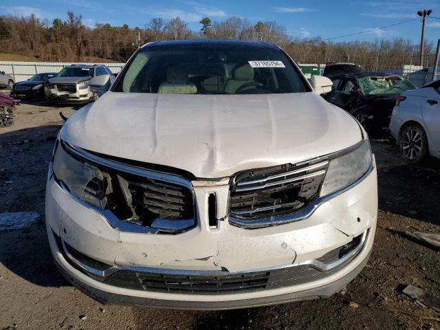 2LMTJ6LP5GBL37181 - 2016 LINCOLN MKX RESERVE Սպիտակ լուսանկար 5