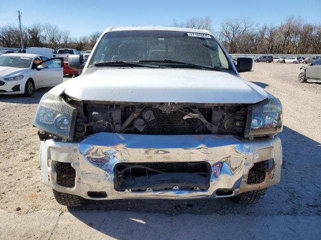 1N6BA0CHXEN504912 - 2014 NISSAN TITAN S WHITE photo 5