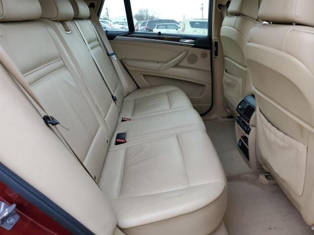 5UXZW0C51CL664385 - 2012 BMW X5 XDRIVE35D RED photo 11