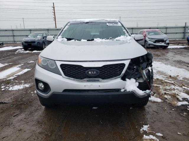 5XYKU4A15BG026585 - 2011 KIA SORENTO EX SILVER photo 5