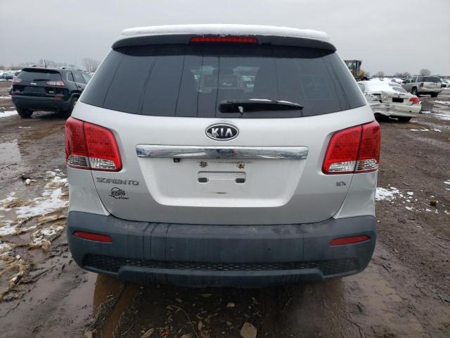 5XYKU4A15BG026585 - 2011 KIA SORENTO EX SILVER photo 6