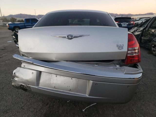 2C3AA63H65H521267 - 2005 CHRYSLER 300C SILVER photo 6