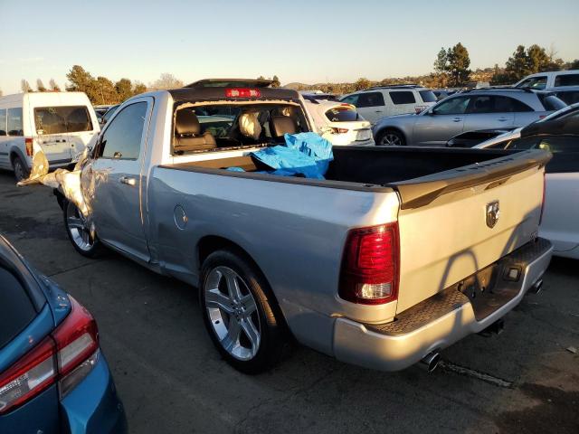 3C6JR6CT3HG555607 - 2017 RAM 1500 SPORT SILVER photo 2