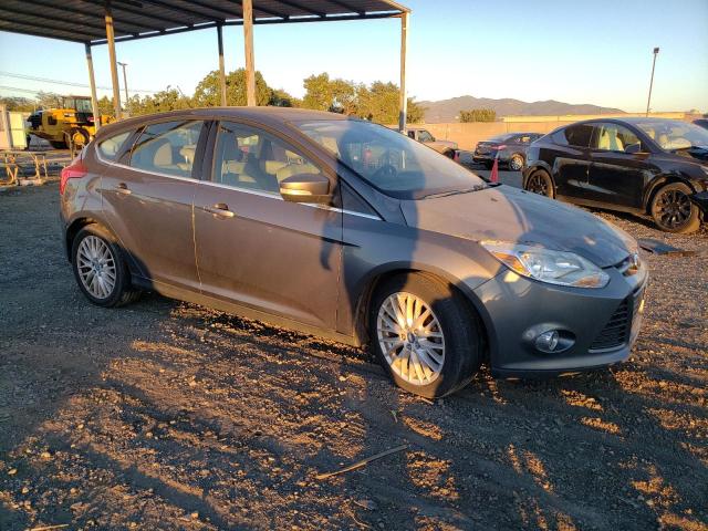 1FAHP3M24CL226806 - 2012 FORD FOCUS SEL GRAY photo 4