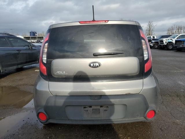 KNDJN2A21F7152922 - 2015 KIA SOUL GRAY photo 6