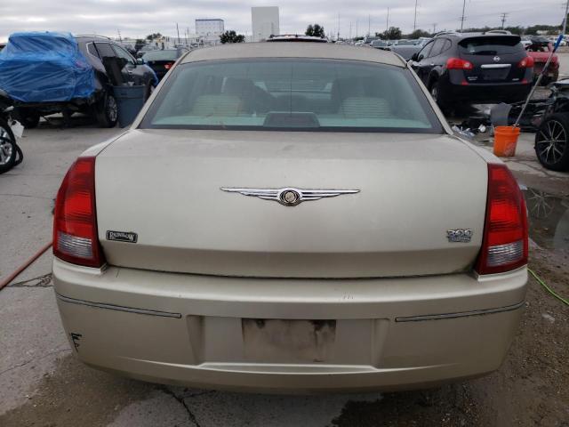 2C3KA53G66H529439 - 2006 CHRYSLER 300 TOURING GOLD photo 6