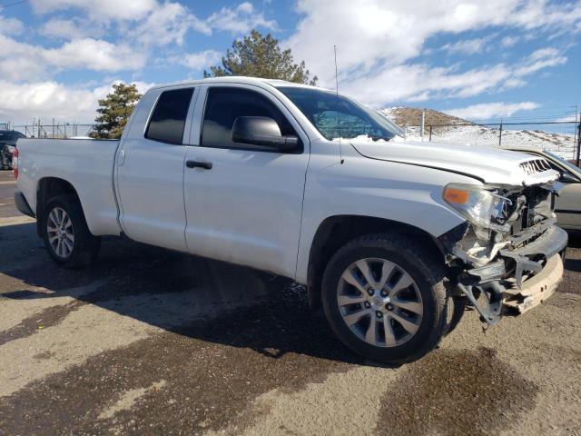 5TFUW5F15EX396373 - 2014 TOYOTA TUNDRA DOUBLE CAB SR/SR5 WHITE photo 4