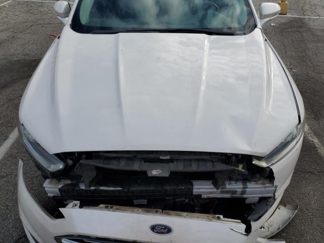 3FA6P0H9XER288230 - 2014 FORD FUSION SE WHITE photo 11