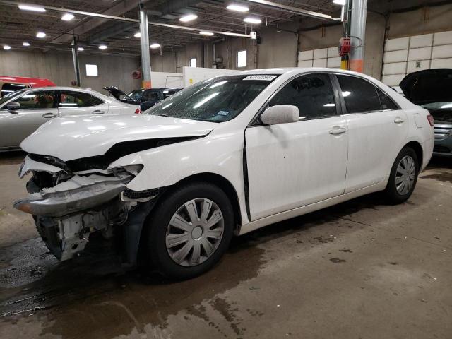 4T1BF3EK0BU647721 - 2011 TOYOTA CAMRY BASE WHITE photo 1